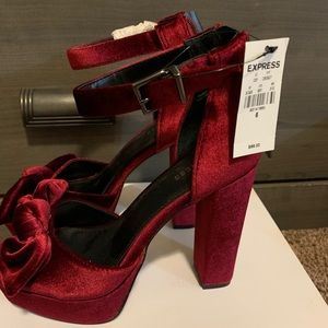 Sexy, velvet, chunky heeled shoe, express, size 6